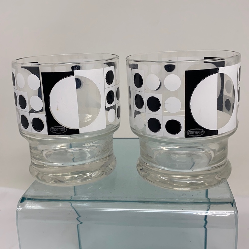 Set of Two Bartrix Black and White Pop Art Rocks Glasses